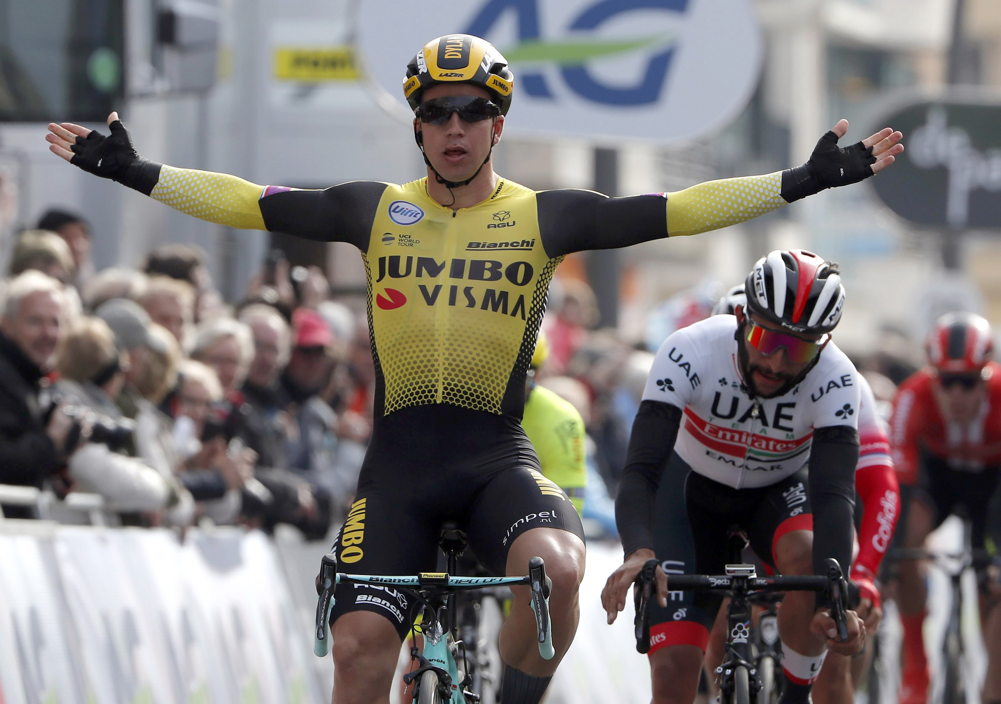 Dylan Groenewegen won at Paris-Nice with Metron 5D