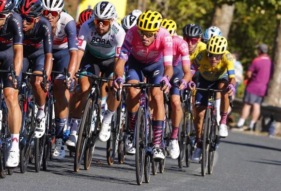 Alberto Bettiol at Tour de France (Ph. Bettini)